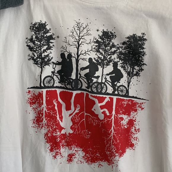 Stranger things tshirt size XL - Picture 3 of 5